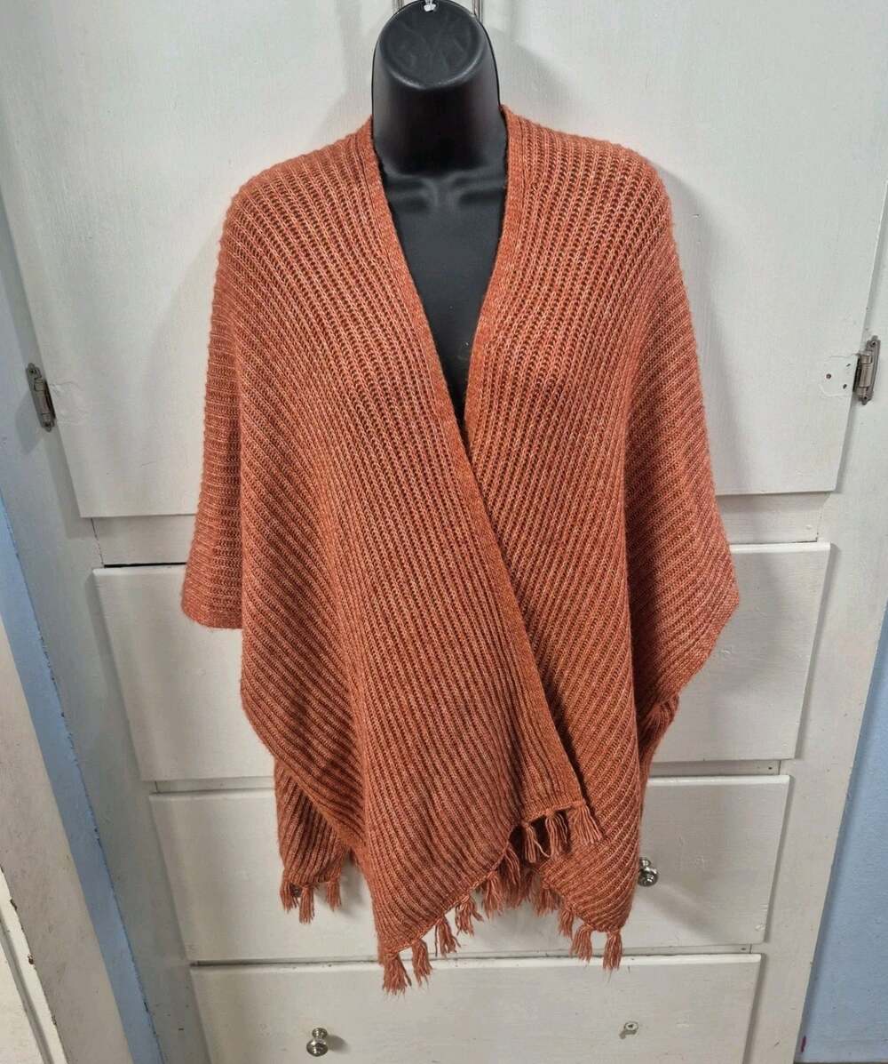 American Eagle Rust Burnt Orange Ribbed Knit Sweater Poncho Fringe Shawl Wrap OS